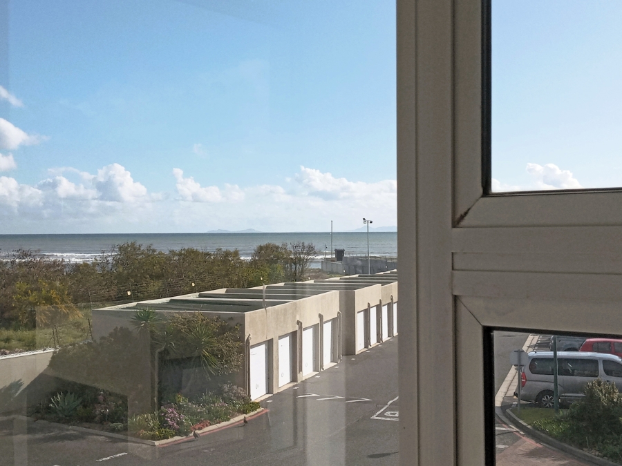1 Bedroom Property for Sale in Greenways Golf Estate Western Cape